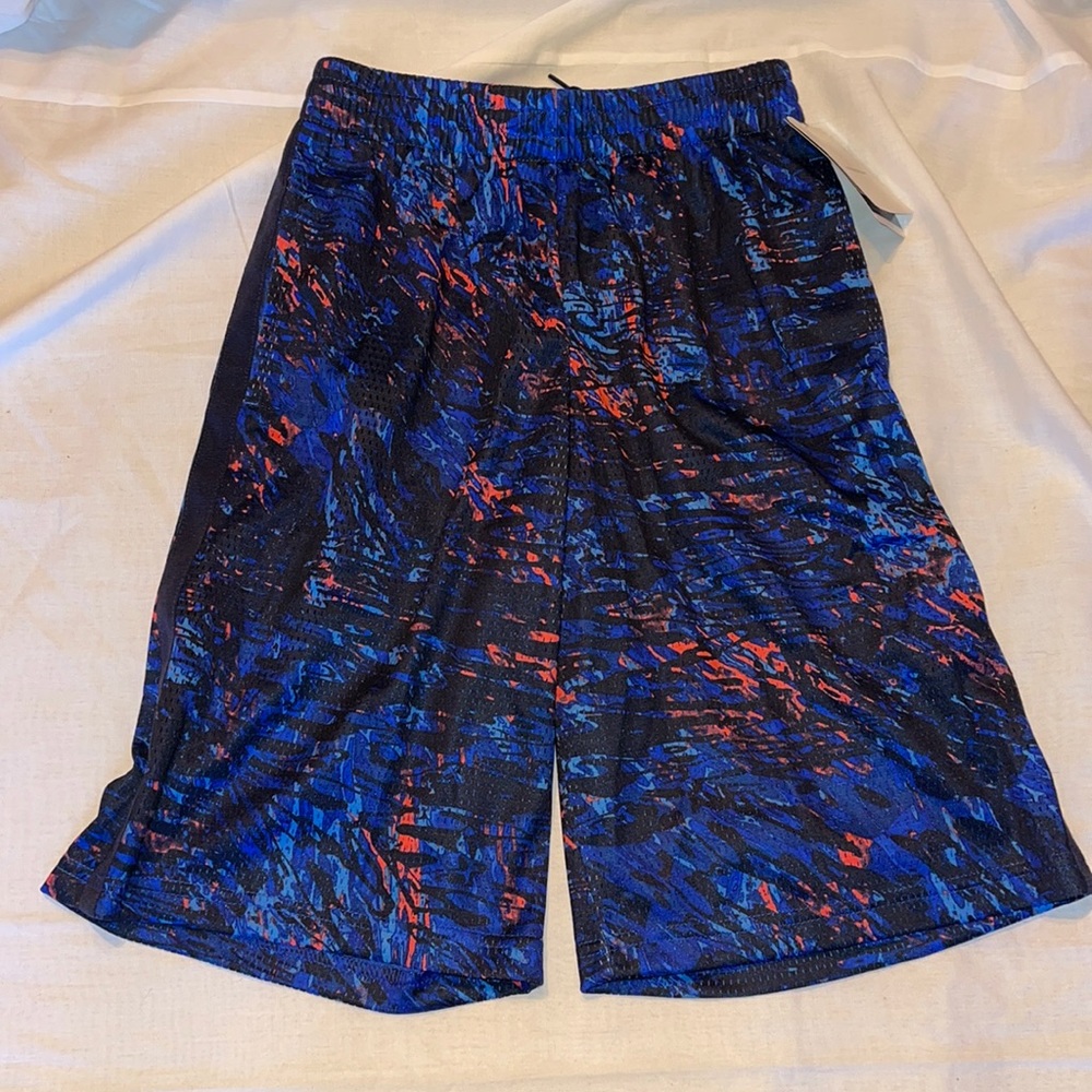 Champion Boys Shorts M(8-10)